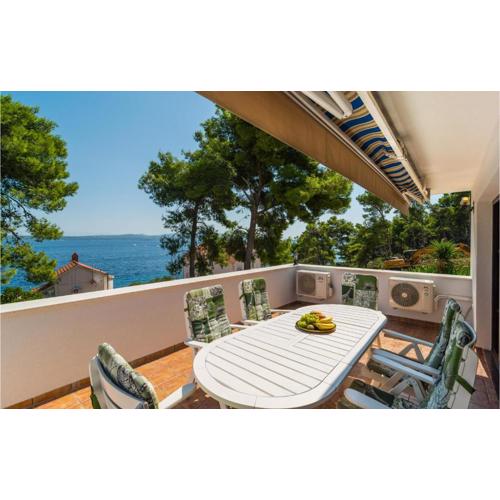 2 Bedroom Awesome Home In Stomorska