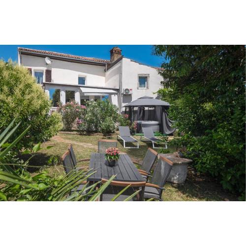 2 Bedroom Awesome Home In Vizinada