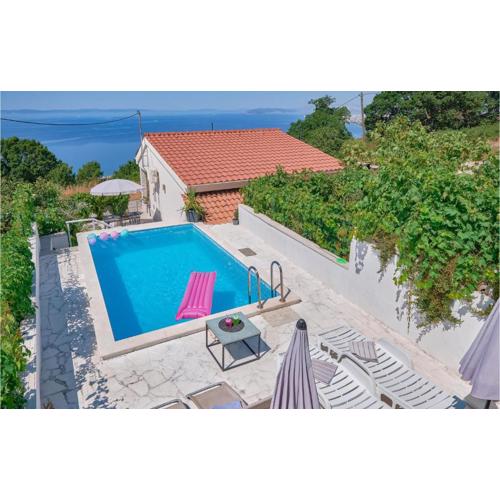 2 Bedroom Beautiful Home In Podstrana