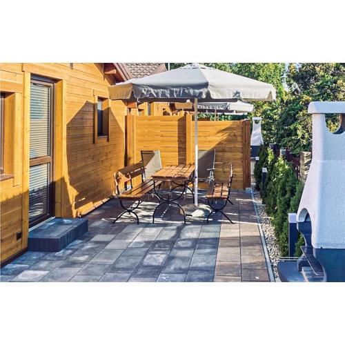 2 Bedroom Beautiful Home In Sianozety
