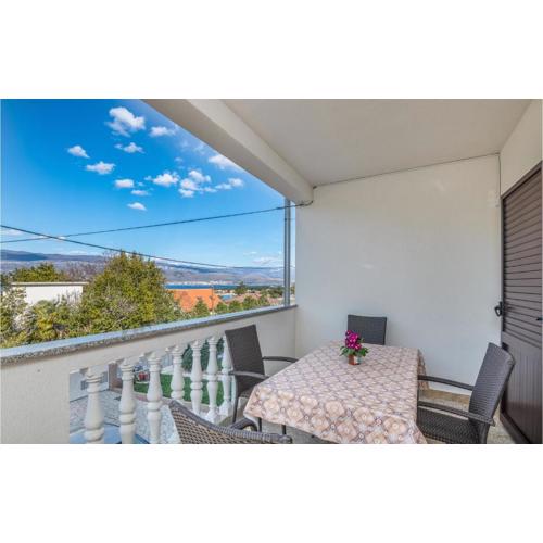 2 Bedroom Cozy Apartment In Silo