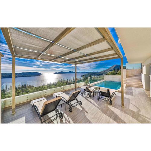 2 Bedroom Cozy Home In Orasac