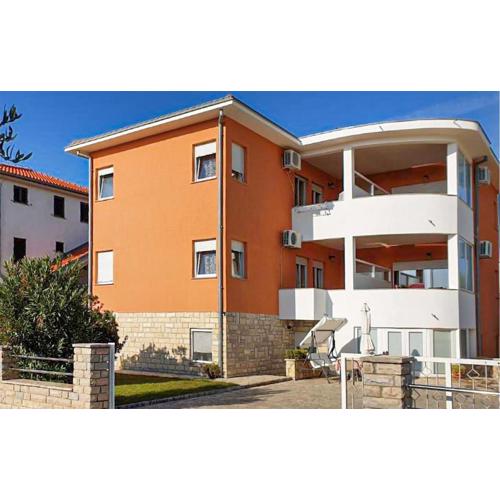 2 Bedroom Gorgeous Apartment In Biograd