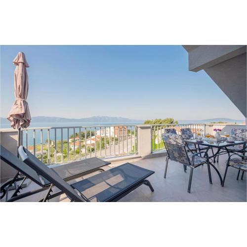 2 Bedroom Gorgeous Apartment In Podaca