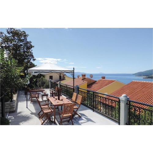 2 Bedroom Gorgeous Apartment In Rabac