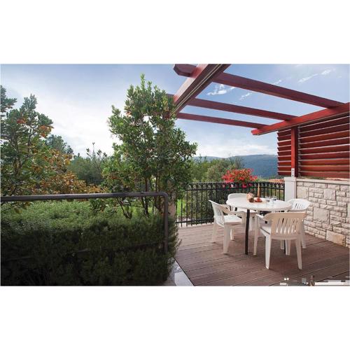2 Bedroom Gorgeous Apartment In Rabac
