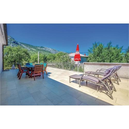 2 Bedroom Gorgeous Apartment In Tribalj