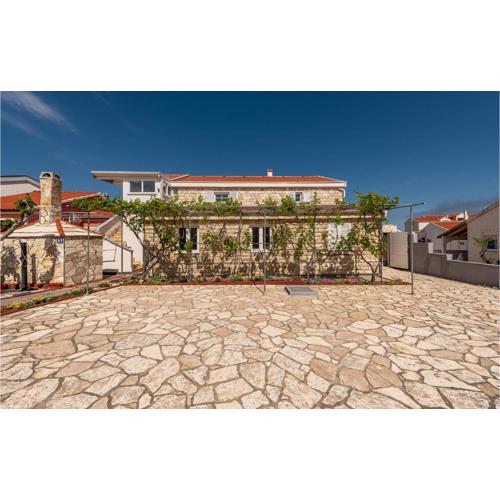 2 Bedroom Gorgeous Apartment In Vir