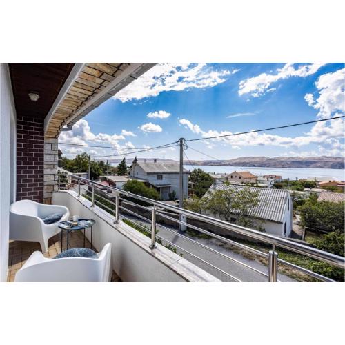 2 Bedroom Gorgeous Home In Karlobag