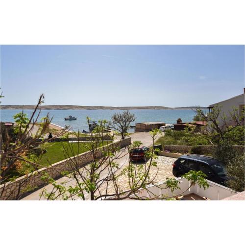 2 Bedroom Lovely Apartment In Kustici