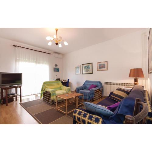 2 Bedroom Lovely Apartment In Rovinj