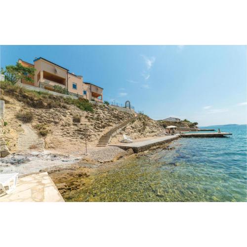 2 Bedroom Lovely Apartment In Vlasici