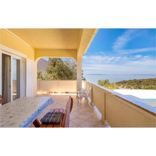 2 Bedroom Nice Apartment In Potocnica