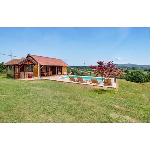 2 Bedroom Nice Home In Gornji Daruvar