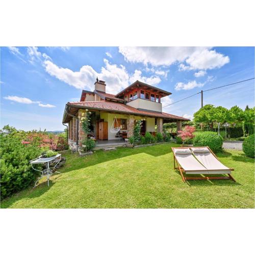 2 Bedroom Nice Home In Gornji Kneginec