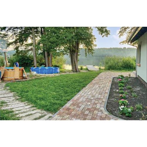 2 Bedroom Pet Friendly Home In Wilcze