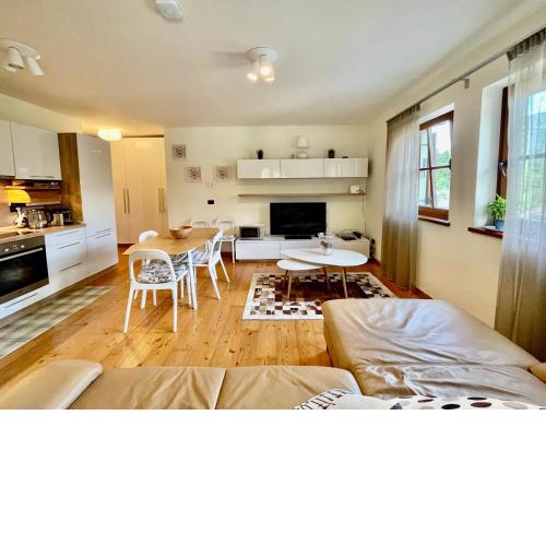 2 Bedroom Ski in Ski Out
