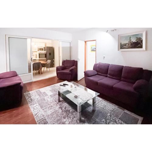 2 Bedroom Stunning Apartment In Jelsa
