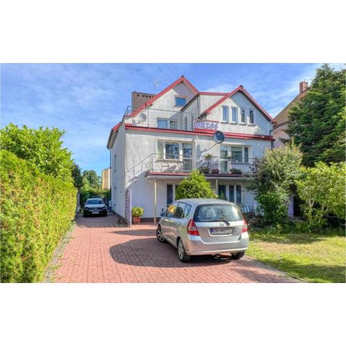 2 Bedroom Stunning Apartment In Mielno