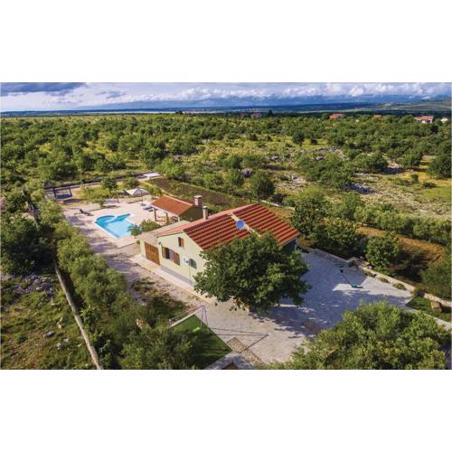 2 Bedroom Stunning Home In Biograd