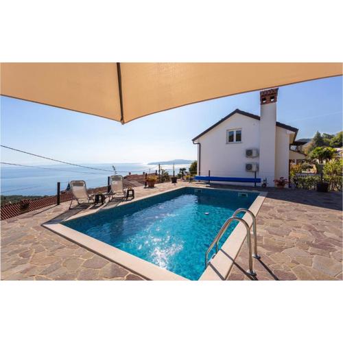 2 Bedroom Stunning Home In Icici
