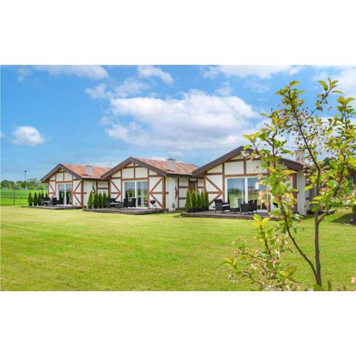 2 Bedroom Stunning Home In Jaroslawiec