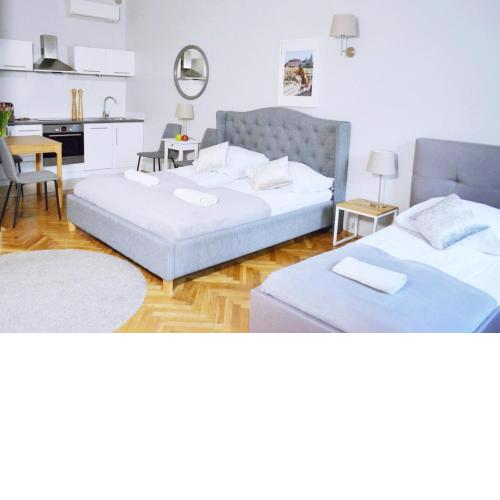 21 Floriańska Street Apartments