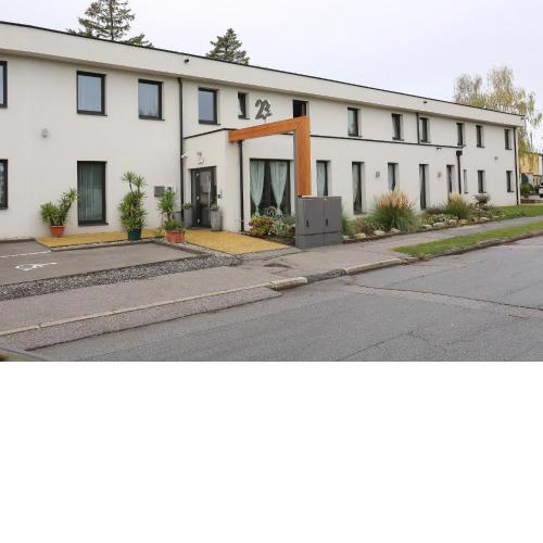 23-hotel