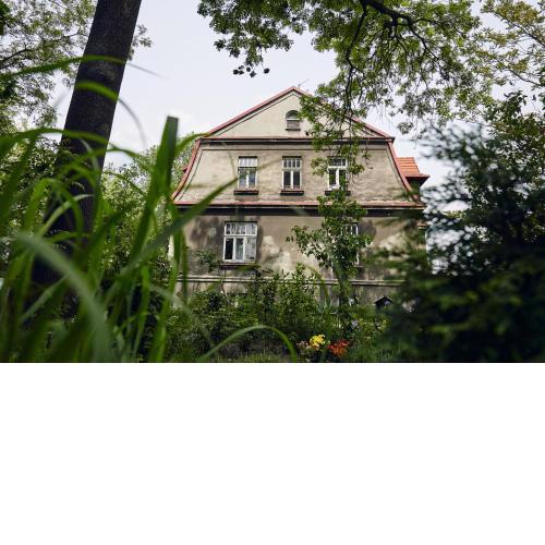 29 Avenue Apartments