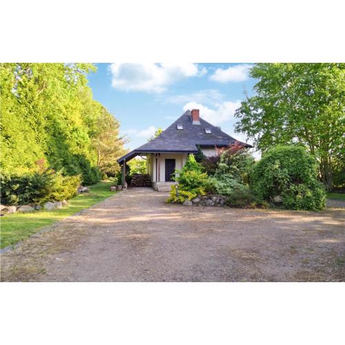 3 Bedroom Amazing Home In Grzybowo