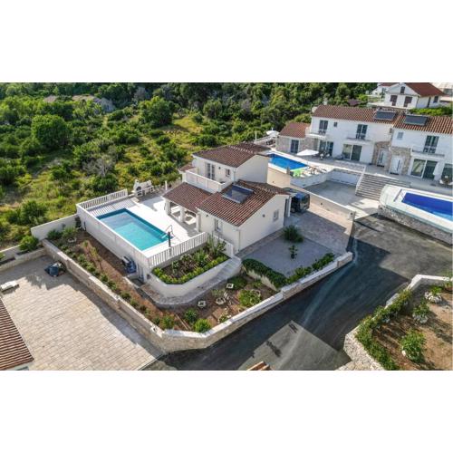 3 Bedroom Amazing Home In Orebic