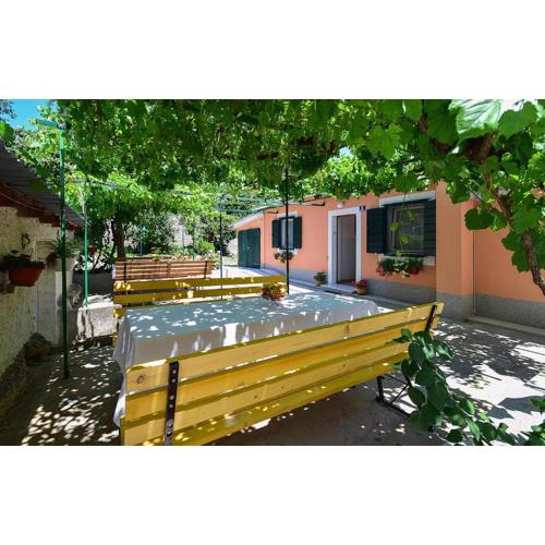 3 Bedroom Amazing Home In Split