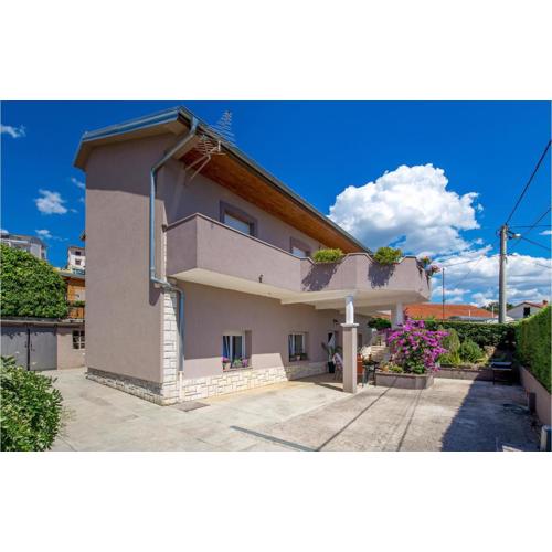 3 Bedroom Awesome Apartment In Rijeka