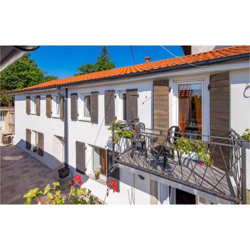 3 Bedroom Awesome Home In Jurdani
