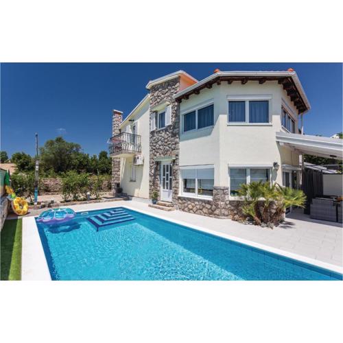 3 Bedroom Awesome Home In Kornic