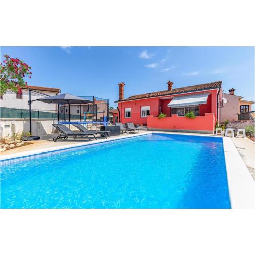 3 Bedroom Awesome Home In Marcana