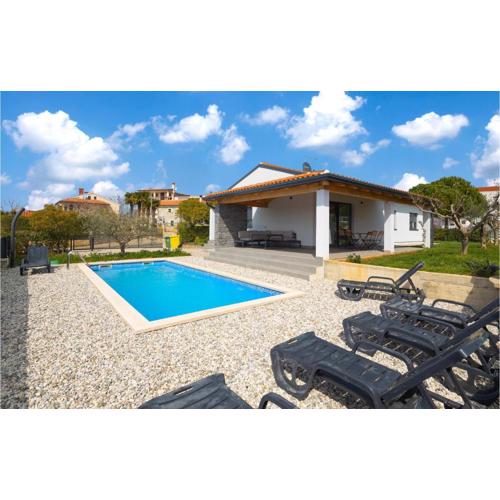 3 Bedroom Awesome Home In Novigrad