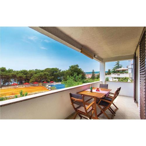 3 Bedroom Beautiful Apartment In Krk