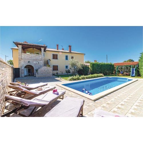 3 Bedroom Beautiful Home In Frkeci