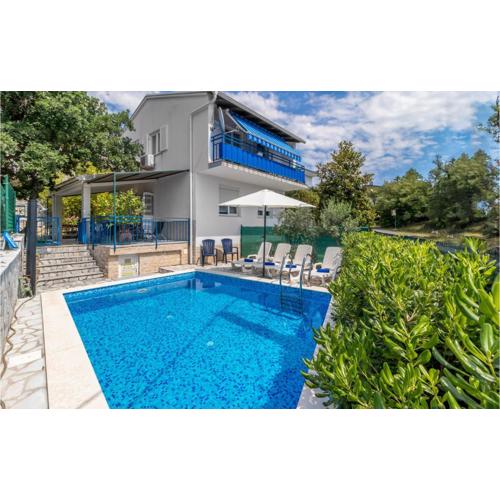 3 Bedroom Beautiful Home In Jadranovo