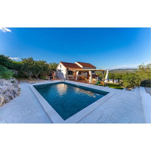 3 Bedroom Gorgeous Home In Benkovac