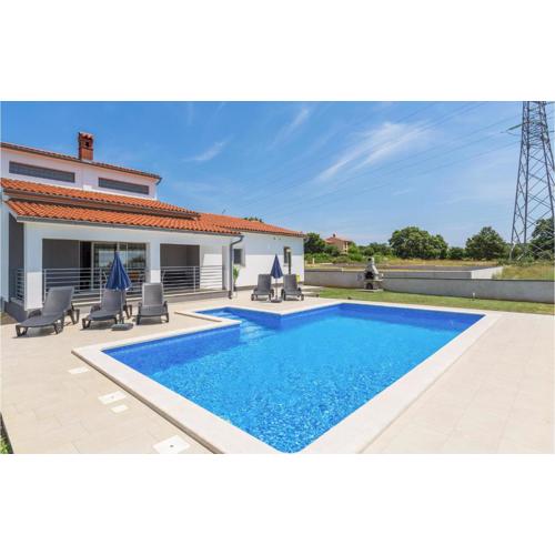 3 Bedroom Gorgeous Home In Galizana