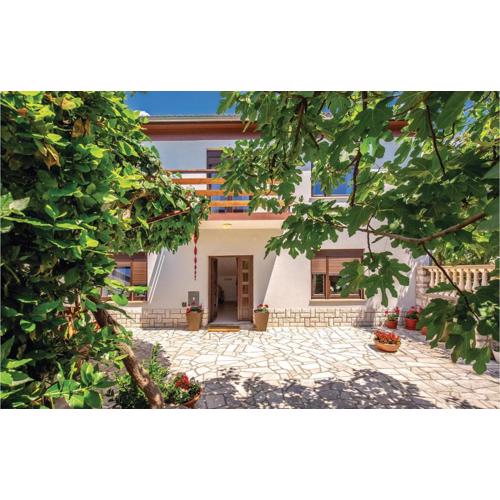 3 Bedroom Gorgeous Home In Jadranovo