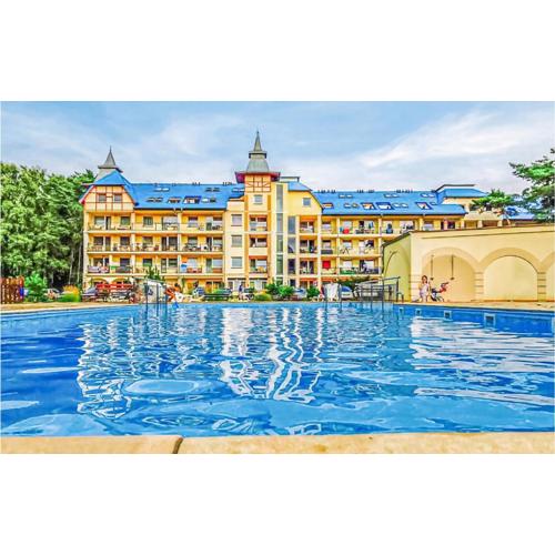 3 Bedroom Lovely Apartment In Lukecin
