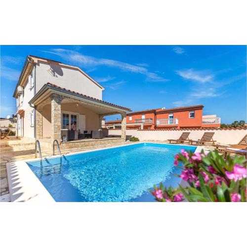 3 Bedroom Lovely Home In Betiga