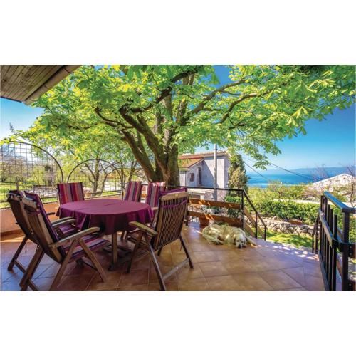 3 Bedroom Lovely Home In Hreljin