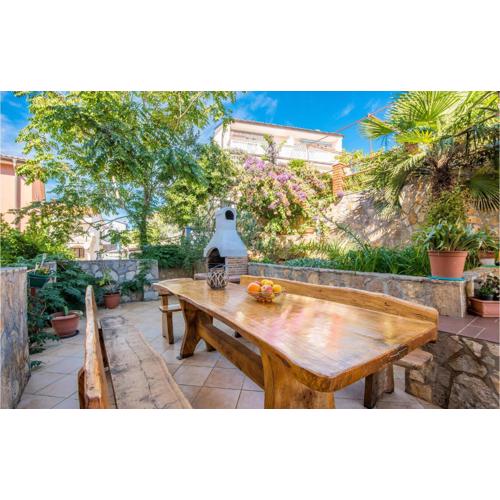 3 Bedroom Nice Apartment In Krk