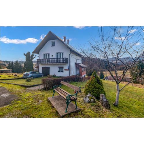 3 Bedroom Nice Home In Crni Lug