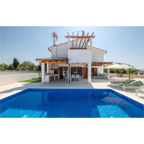3 Bedroom Nice Home In Kavran