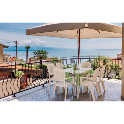 3 Bedroom Stunning Apartment In Icici